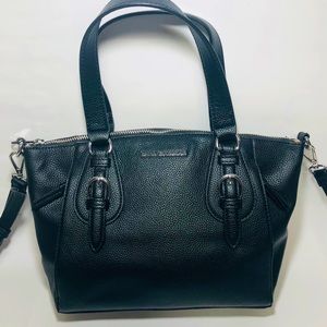 Dana Buchman classic black